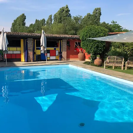 La Canonica Con Piscina A Padernello Pensionat