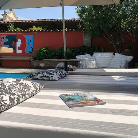 Pensionat La Canonica Con Piscina A Padernello