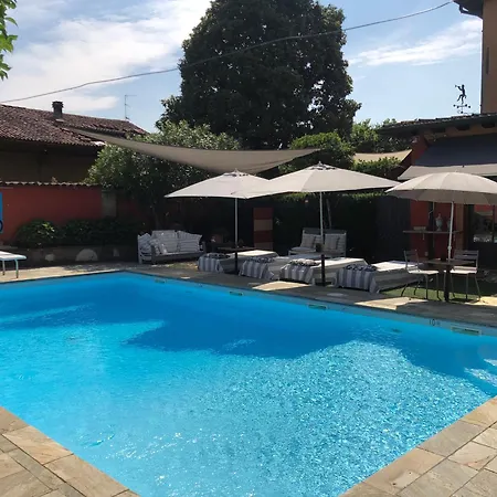 Pensionat La Canonica Con Piscina A Padernello Farfengo