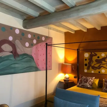 La Canonica Con Piscina A Padernello Pensionat 3*