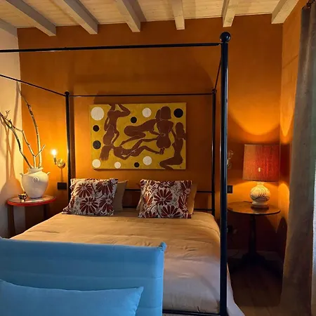 La Canonica Con Piscina A Padernello Pensionat 3*