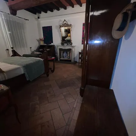 La Canonica Con Piscina A Padernello Guest house Farfengo