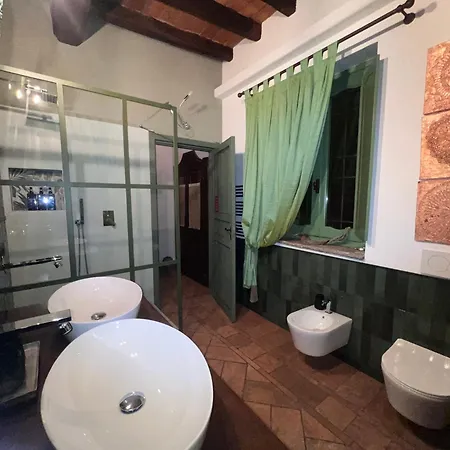 La Canonica Con Piscina A Padernello Pensionat 3*