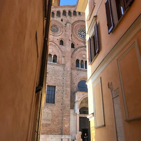 La Canonica Con Piscina A Padernello Pensionat 3*