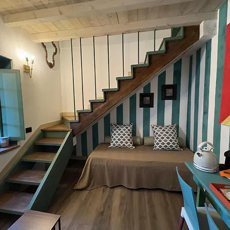 La Canonica Con Piscina A Padernello Guest house Farfengo