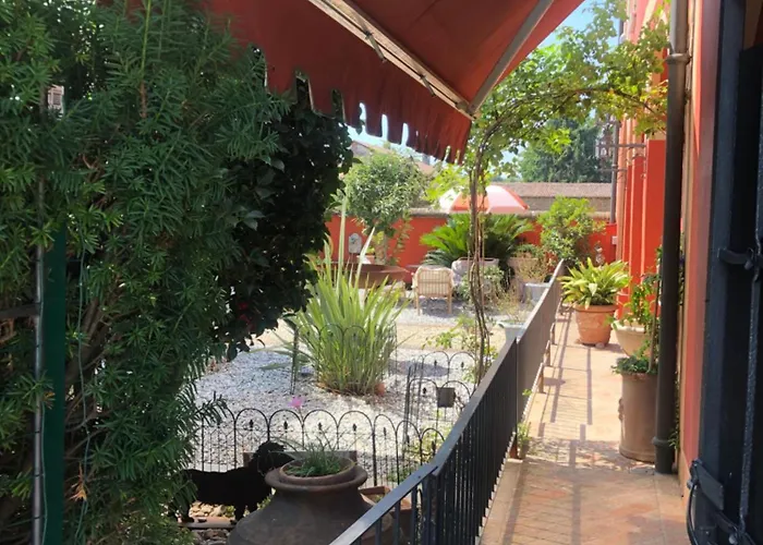 La Canonica Con Piscina A Padernello 3*